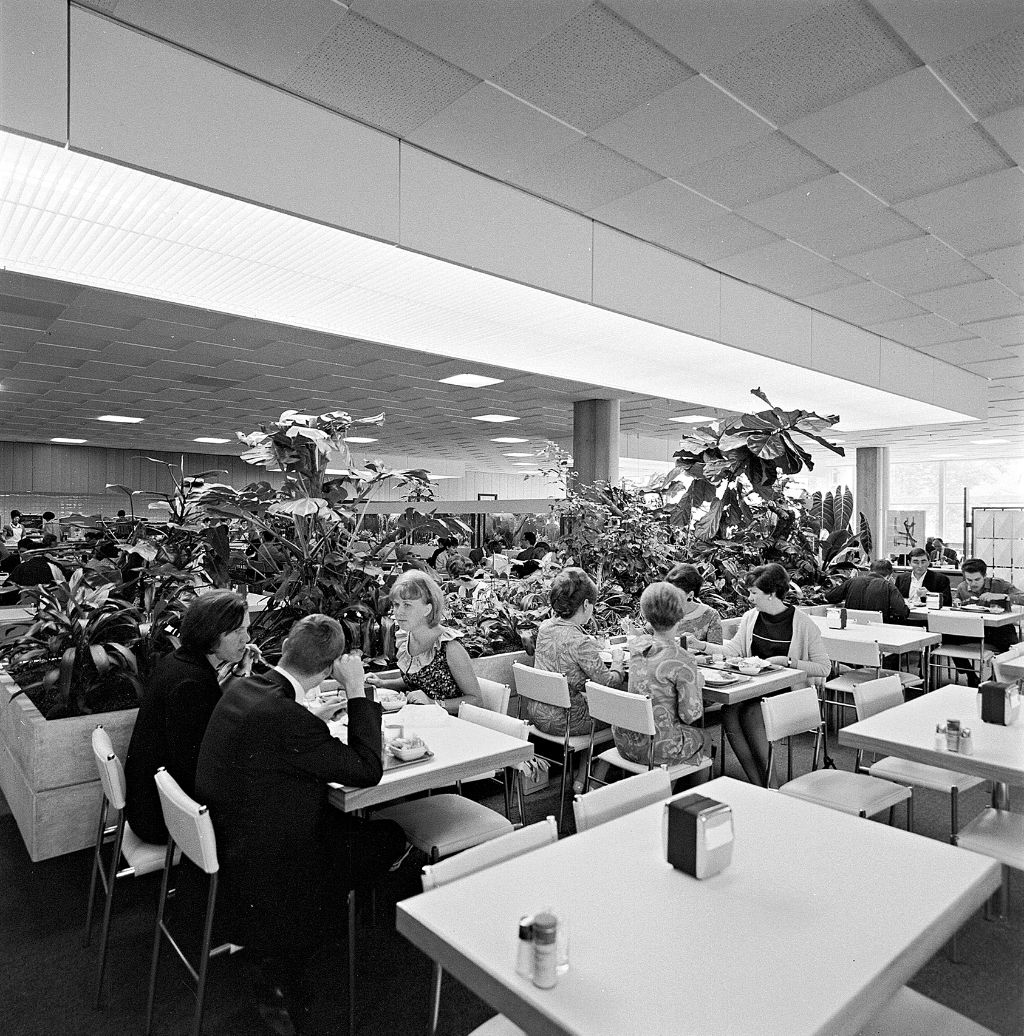 Personalrestaurant, 1967