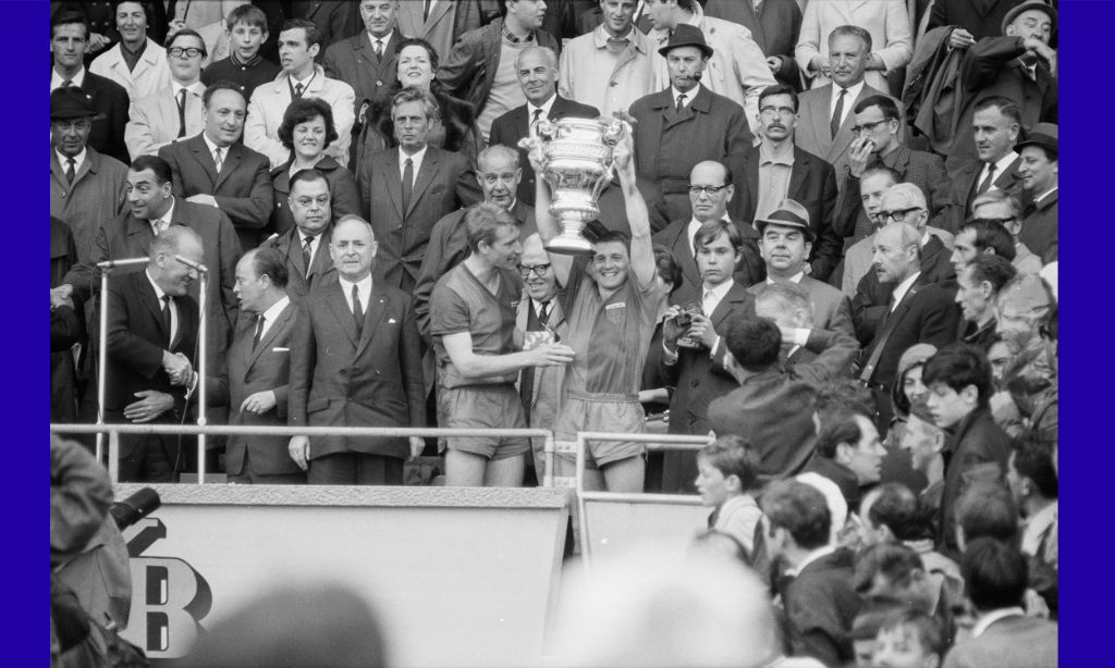 Cupfinal in Bern: Basel gegen Lausanne 2:1. ETH-Bibliothek Zürich, Bildarchiv / Fotograf: Lindroos, Wolfgang