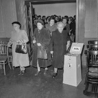 Frauenbefragung 1954